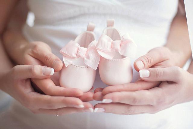 上海试管助孕双胞胎多少钱？